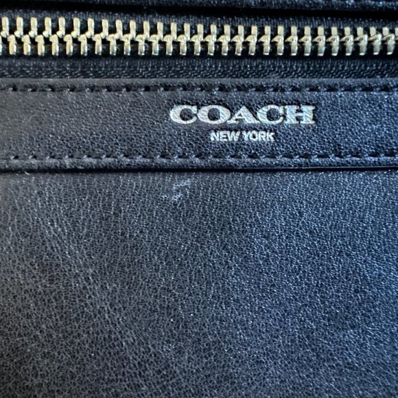 Coach Wristlet in Black - Picture 3 of 5
